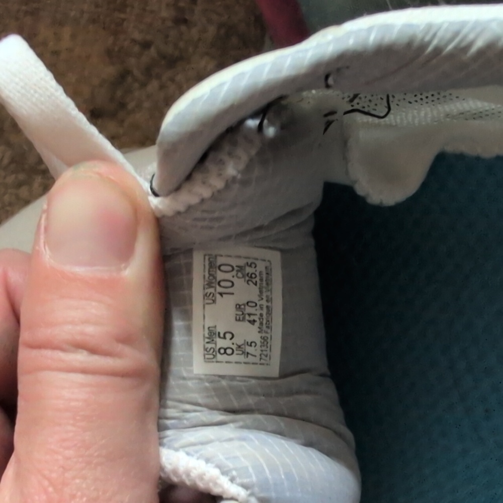 Vans - Picture 3 of 3